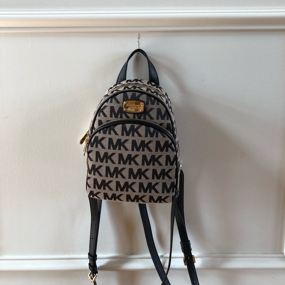 Michael Kors Handbags - ❗️SALE❗️$248 Michael Kors Backpack